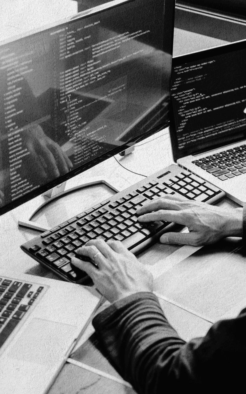 株式会社猛烈エンジニアリング